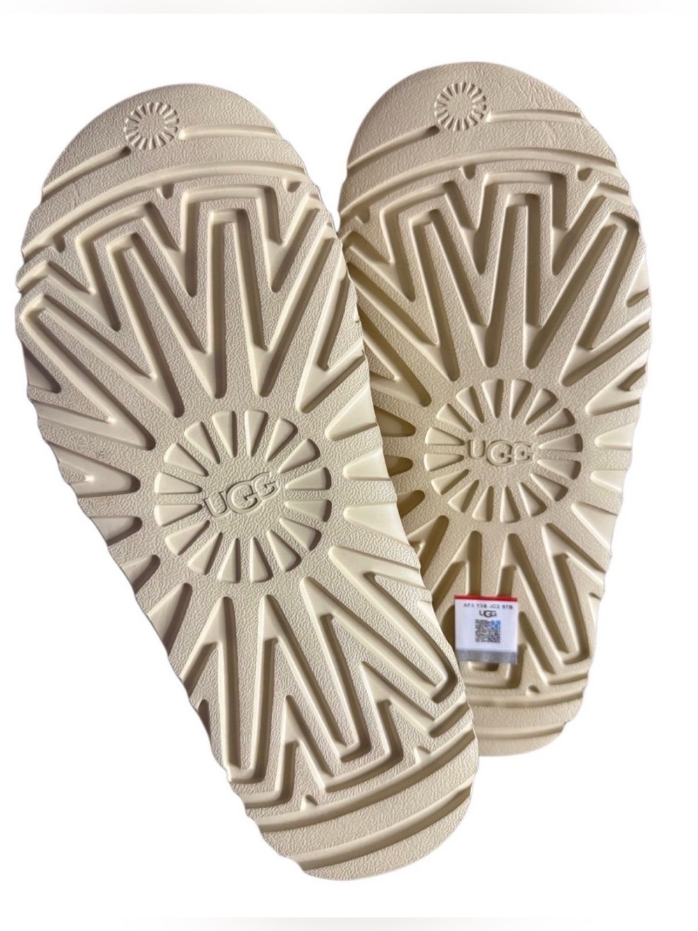 🤎 Resort Luxury | UGG Suede Platform Slides | NWOB | Effortless Comfort - Picture 3 of 3
